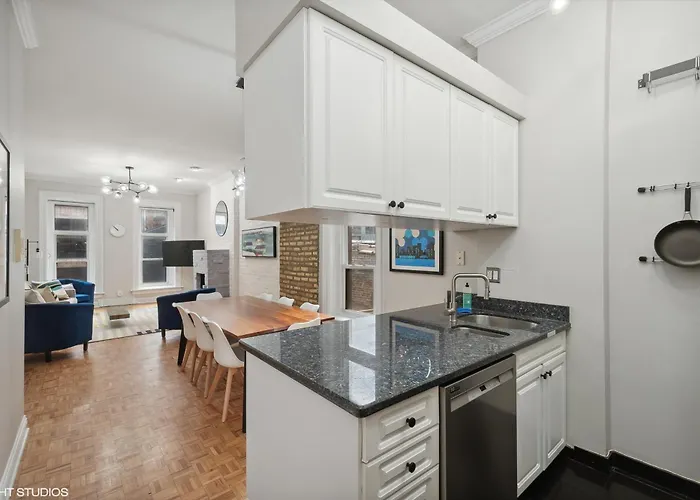 Brilliant Downtown 3-bedroom