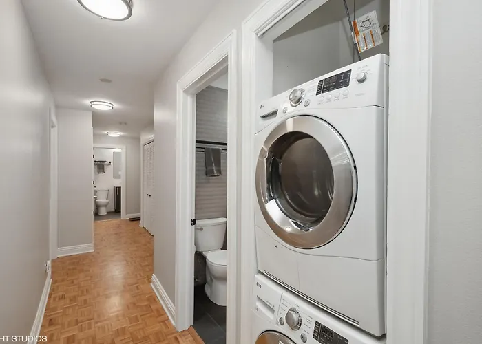 Apartment Brilliant Downtown 3-bedroom Chicago