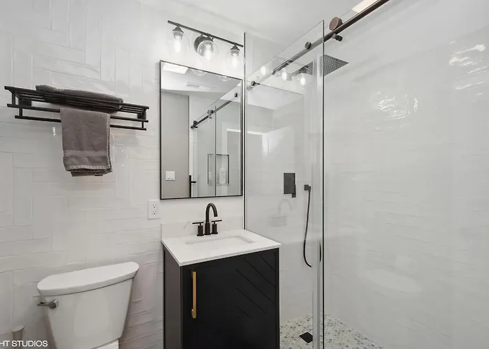 Brilliant Downtown 3-bedroom * Chicago