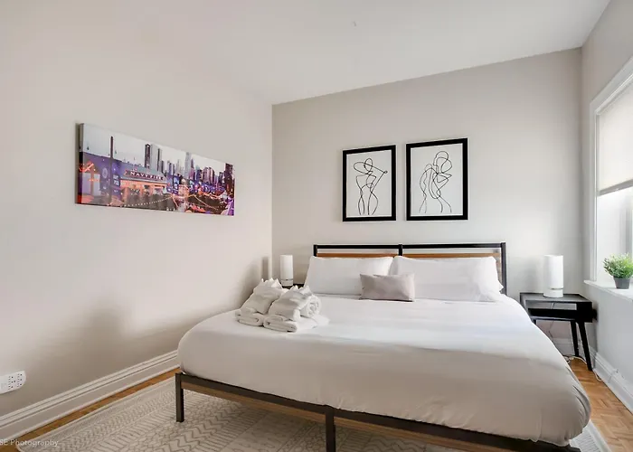 Brilliant Downtown 3-bedroom *